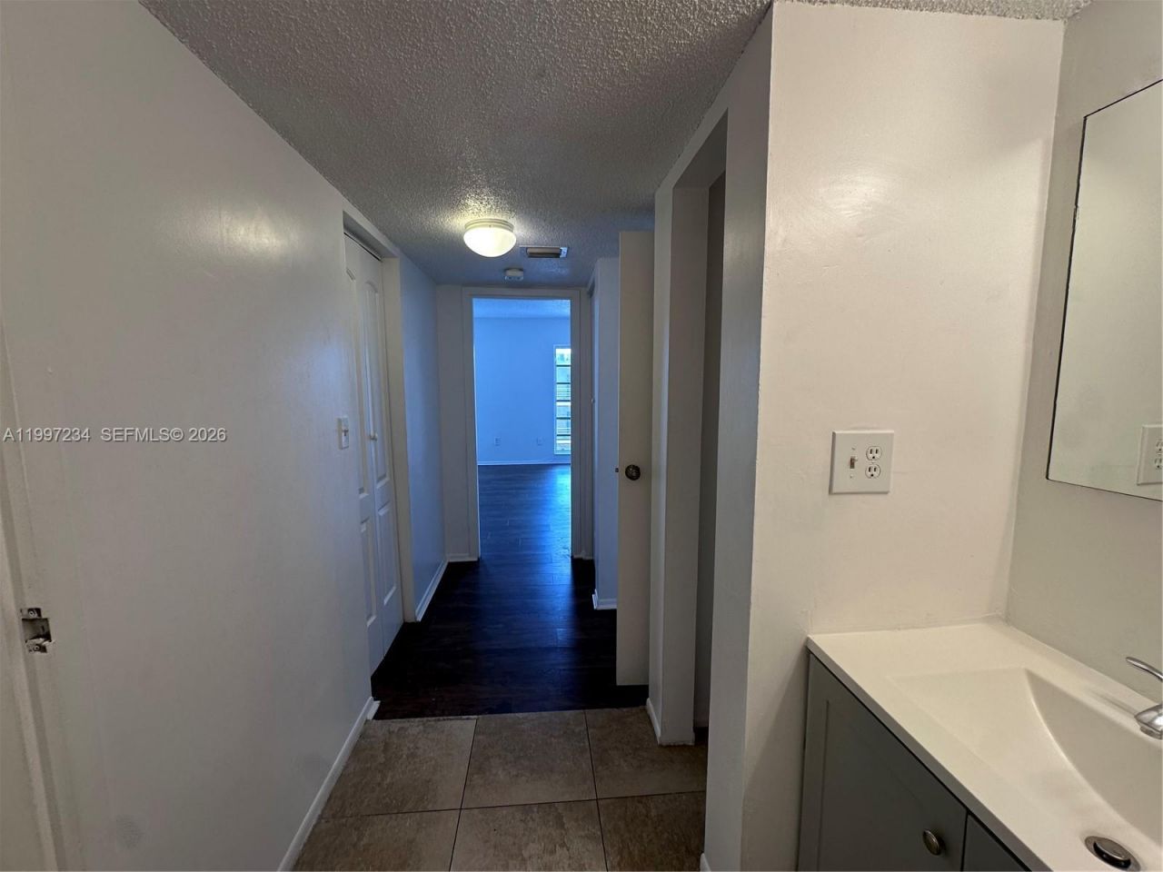 4848 NW 24th Ct, Unit 412, Lauderdale Lakes, FL 33313 Photo