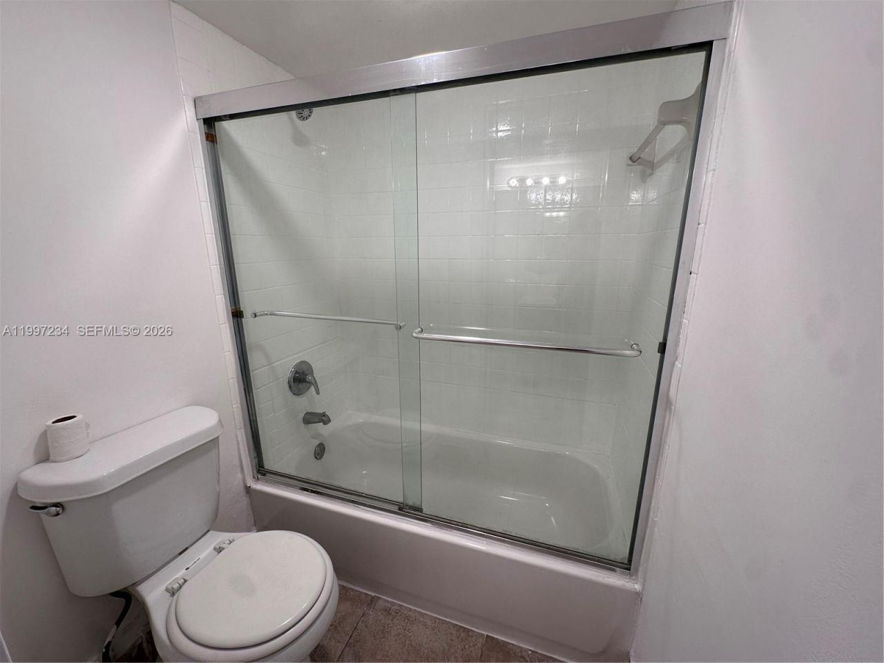 4848 NW 24th Ct, Unit 412, Lauderdale Lakes, FL 33313 Photo