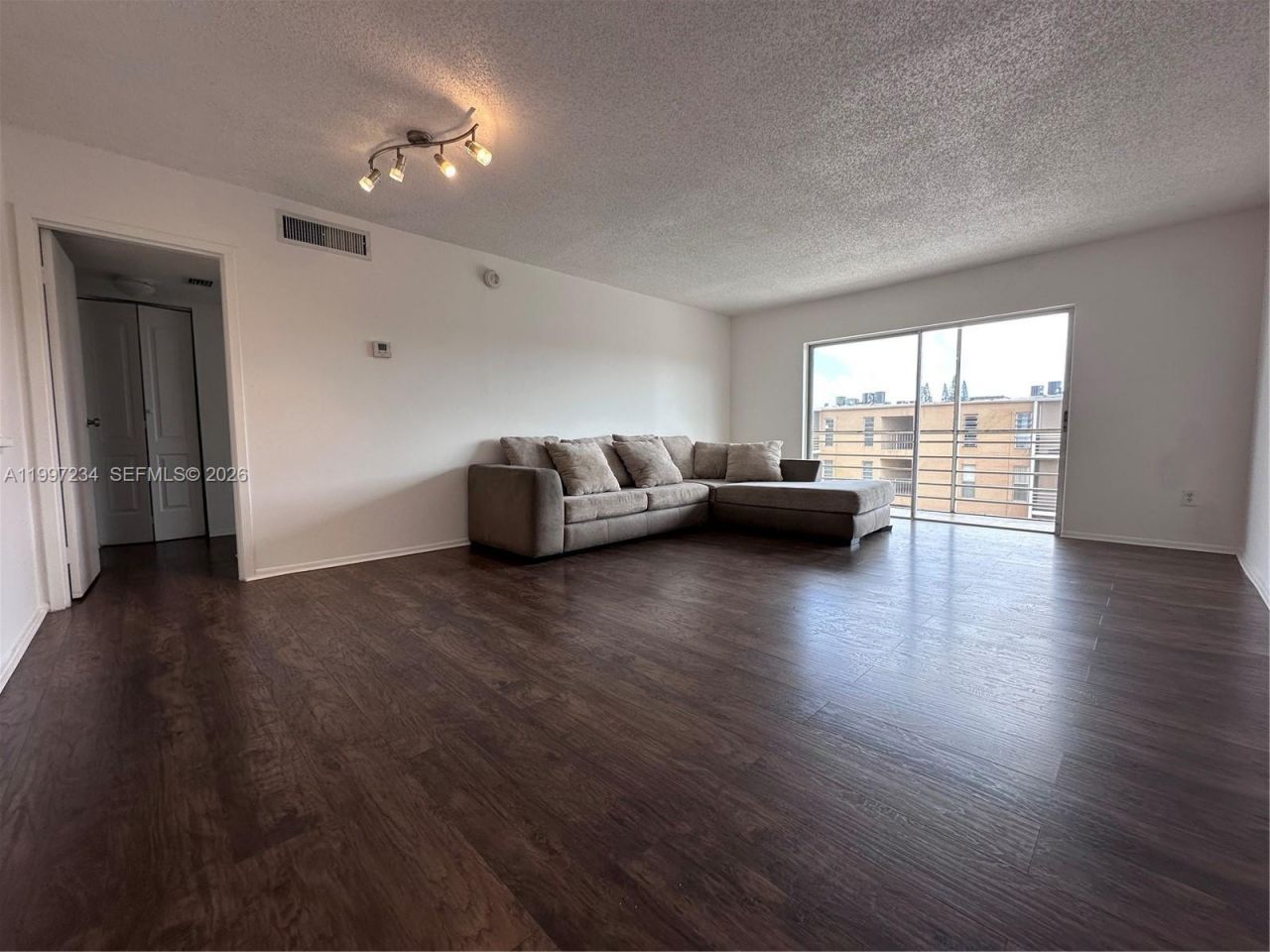 4848 NW 24th Ct, Unit 412, Lauderdale Lakes, FL 33313 Photo