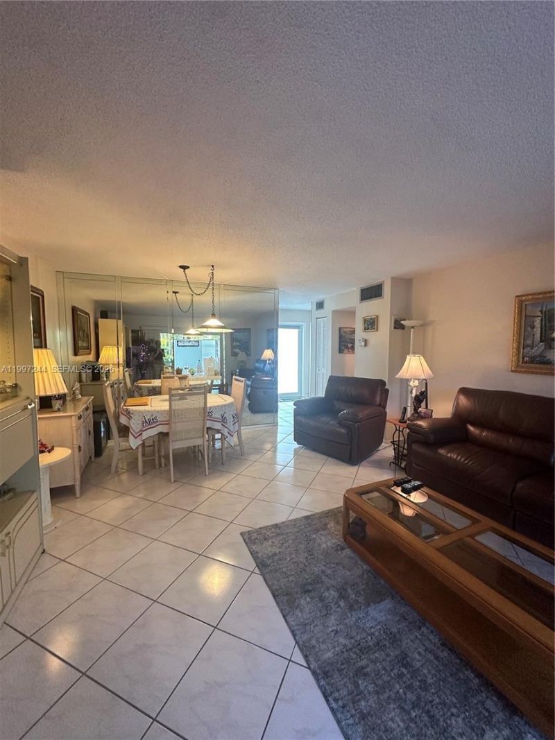 1445 Atlantic Shores Blvd , Unit 307, Hallandale Beach, FL 33009 Photo