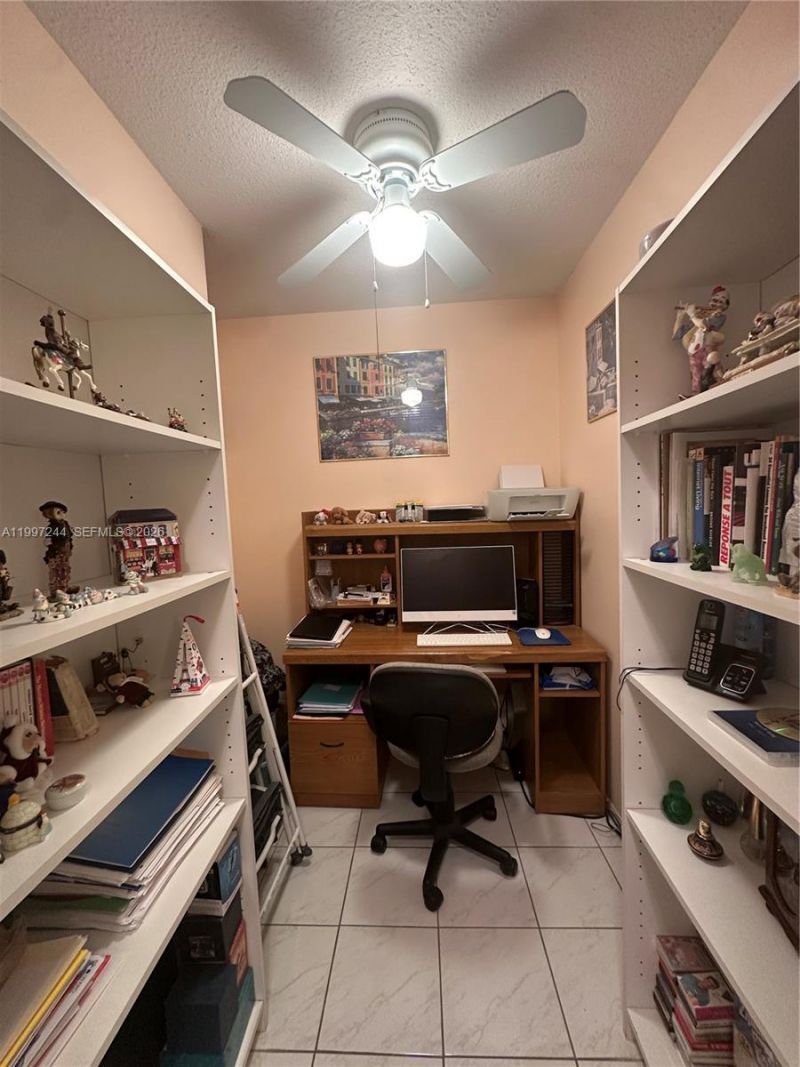 1445 Atlantic Shores Blvd , Unit 307, Hallandale Beach, FL 33009 Photo