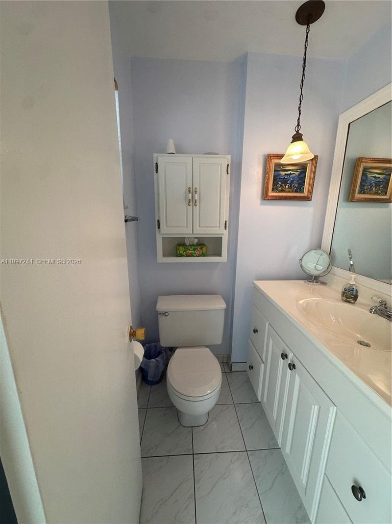 1445 Atlantic Shores Blvd , Unit 307, Hallandale Beach, FL 33009 Photo