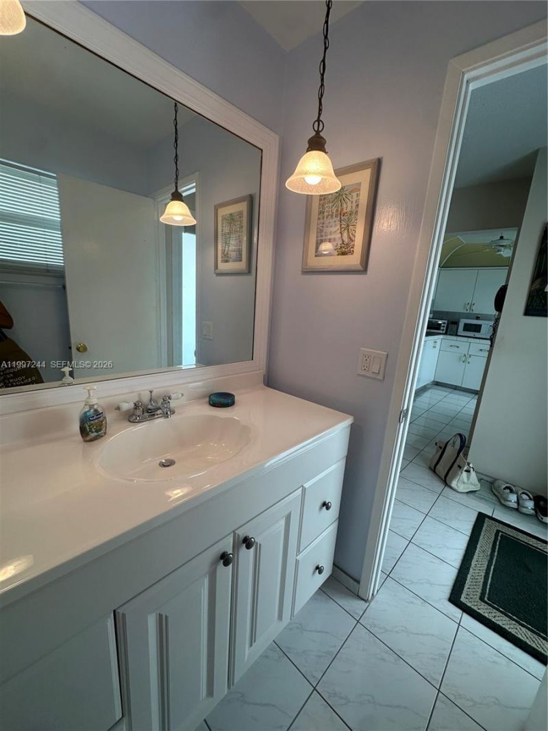 1445 Atlantic Shores Blvd , Unit 307, Hallandale Beach, FL 33009 Photo