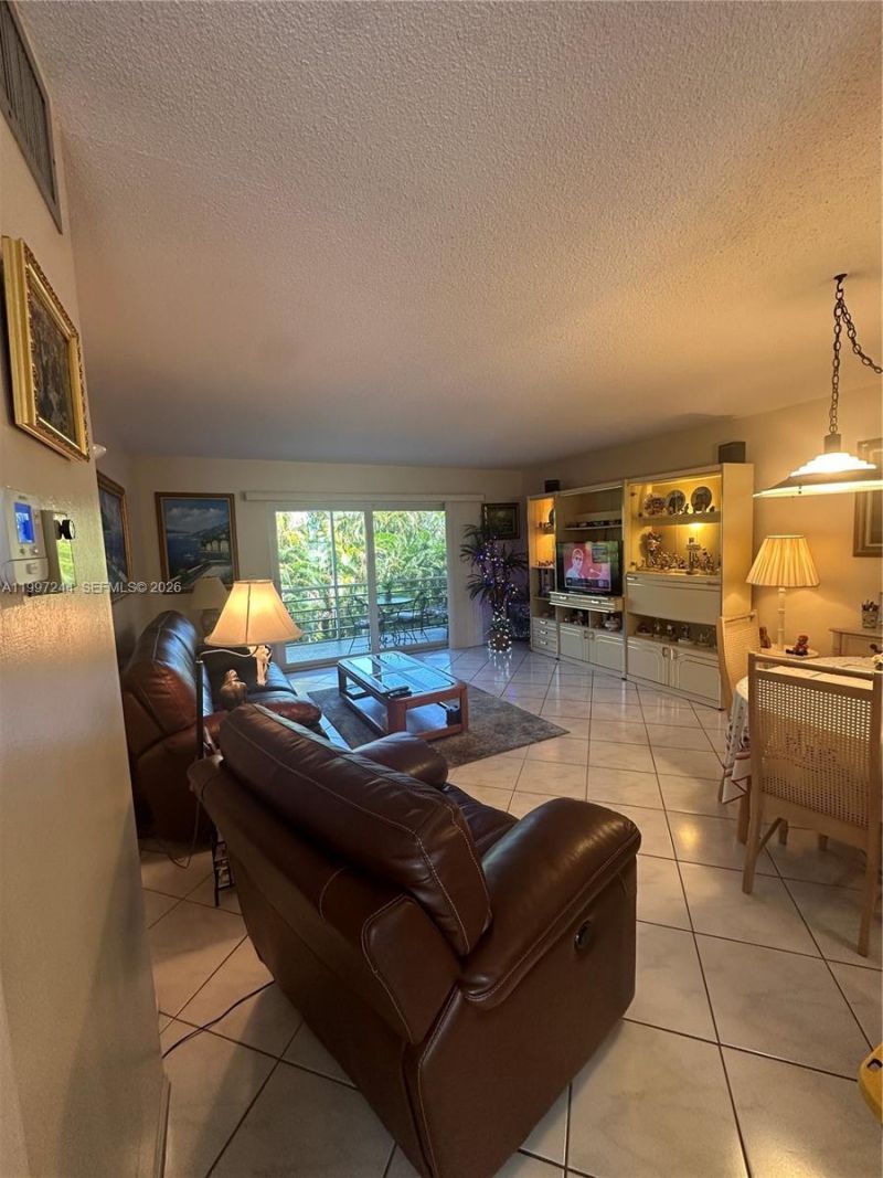 1445 Atlantic Shores Blvd , Unit 307, Hallandale Beach, FL 33009 Photo