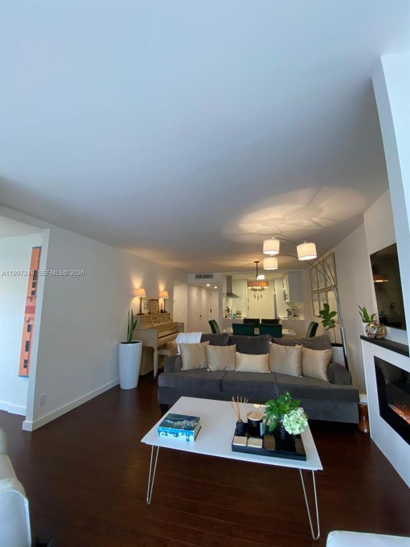 200 Leslie Dr , Unit 226, Hallandale Beach, FL 33009 Photo