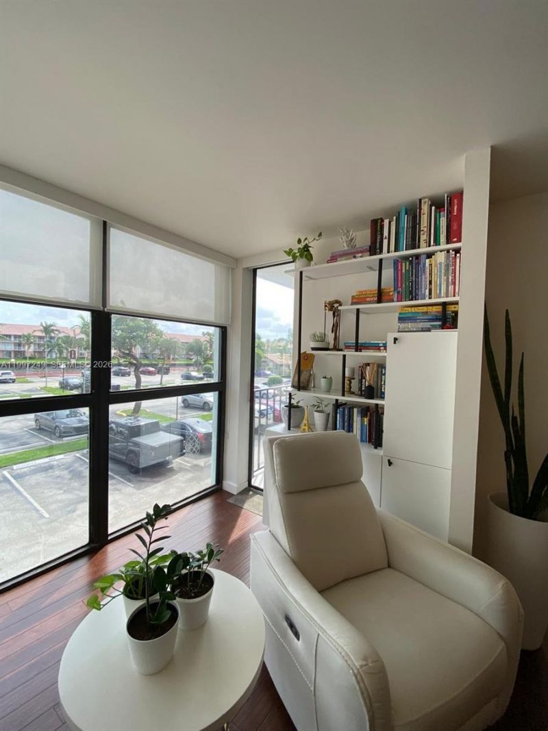 200 Leslie Dr , Unit 226, Hallandale Beach, FL 33009 Photo