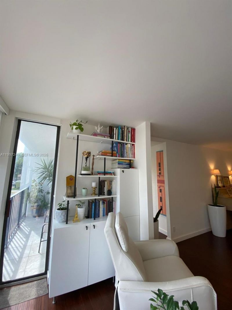 200 Leslie Dr , Unit 226, Hallandale Beach, FL 33009 Photo