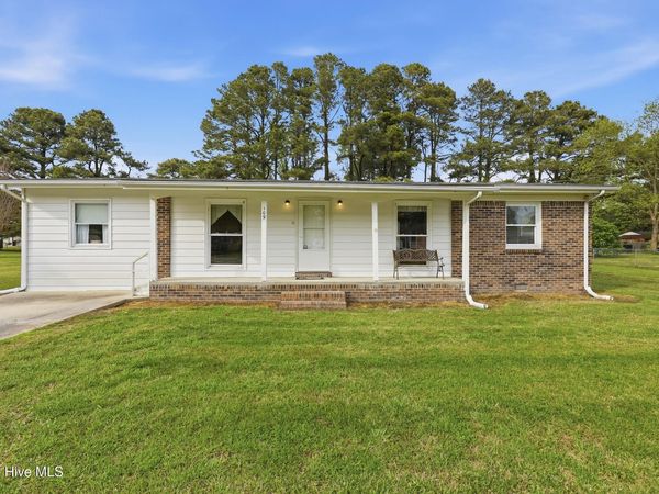 109 Chesterfield Drive , Elizabeth City, NC 27909