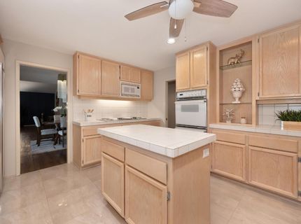 1954 D O Mills Ct, Gold River, CA 95670 Photo