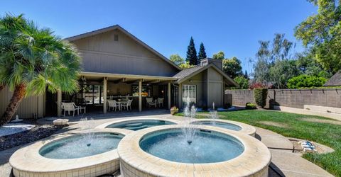 1954 D O Mills Ct, Gold River, CA 95670 Photo