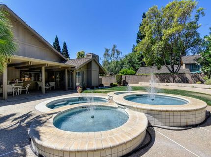 1954 D O Mills Ct, Gold River, CA 95670 Photo