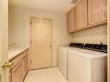 1954 D O Mills Ct, Gold River, CA 95670 Photo