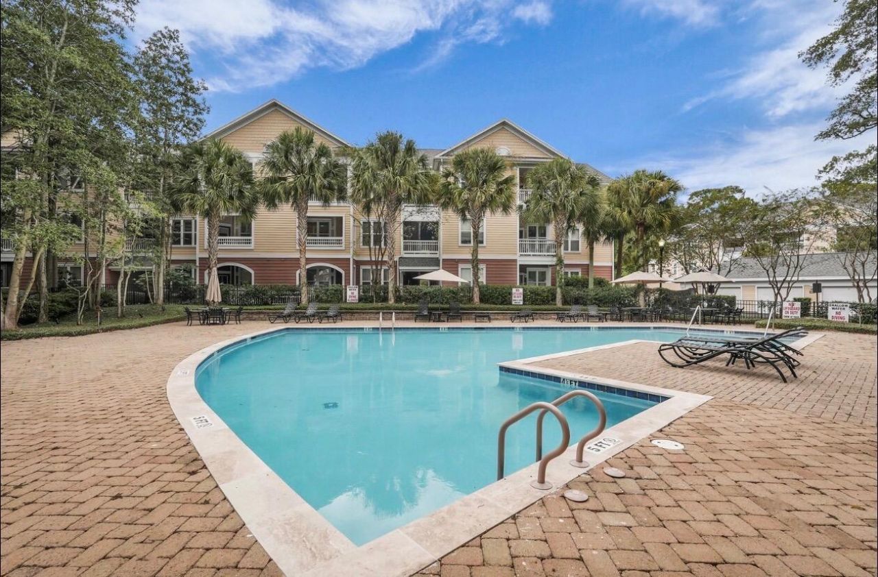 200 Bucksley Photo 14