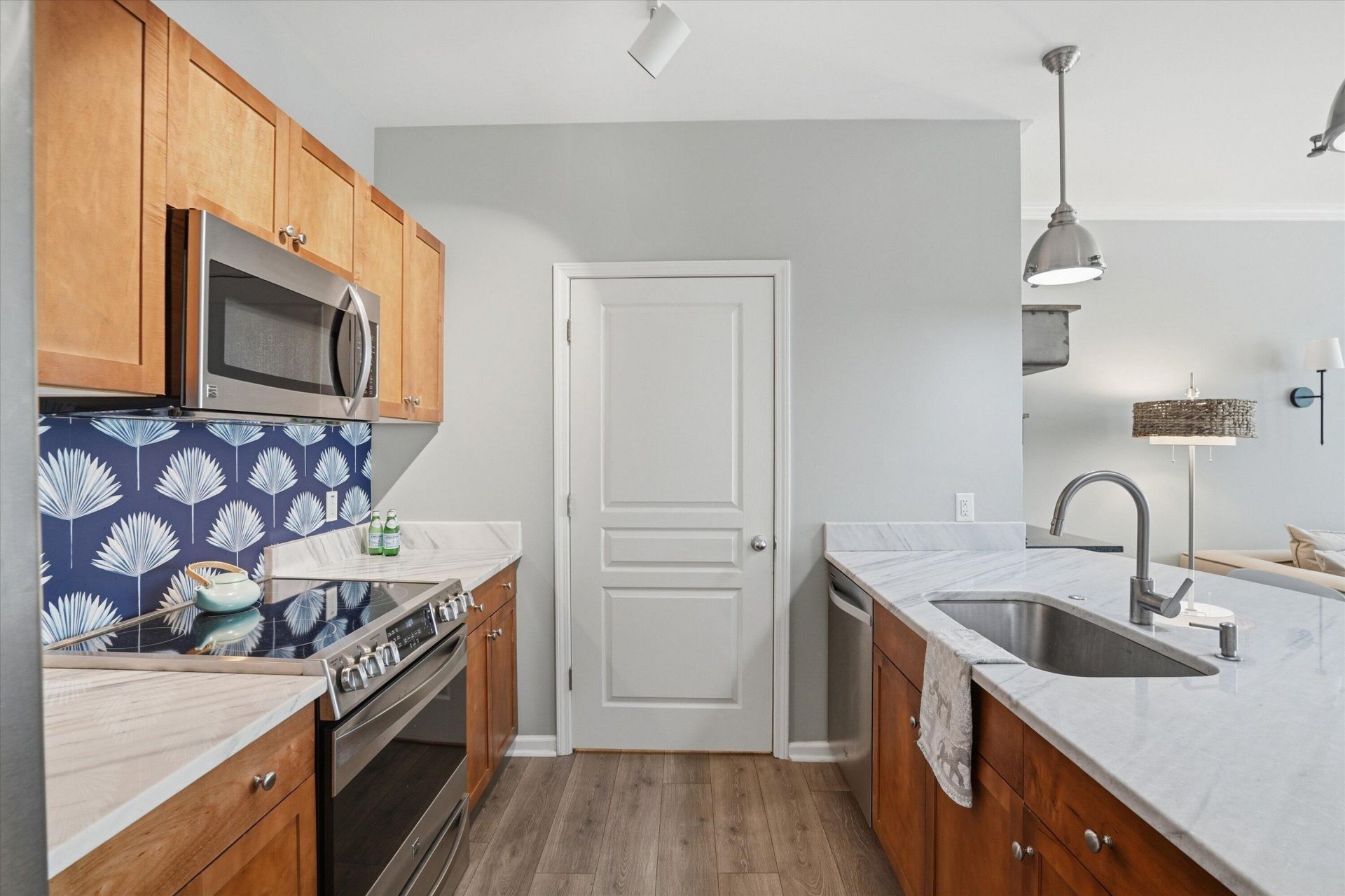 200 Bucksley Photo 5