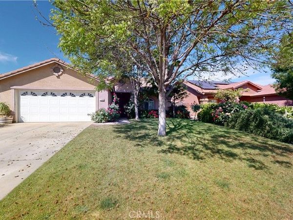 7208 Nicobar Court, Bakersfield, CA 93307