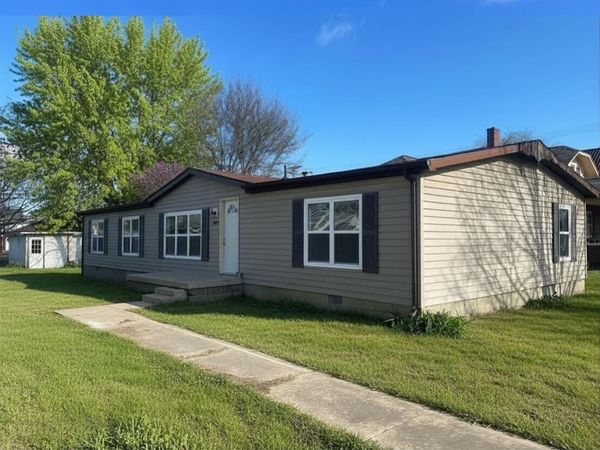 54 Main Street, Frankfort, OH 45628