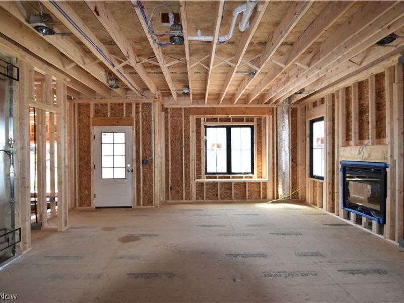 211 Ashwood Landing, Hubbard, OH 44425 Photo 5