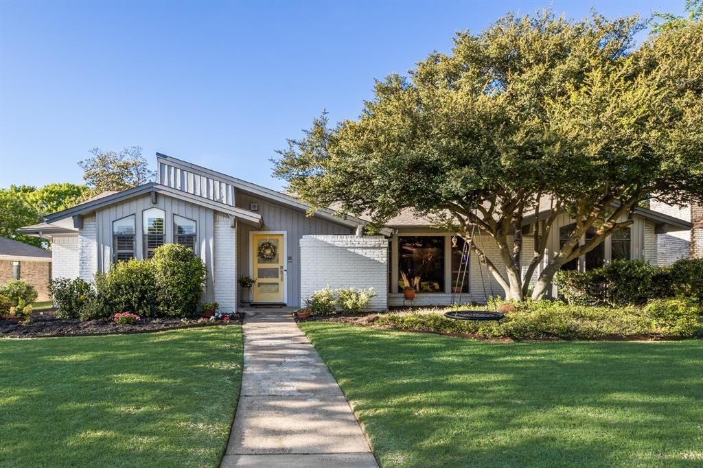 2825 Prairie Creek Drive, Plano, TX 75075 Main Photo