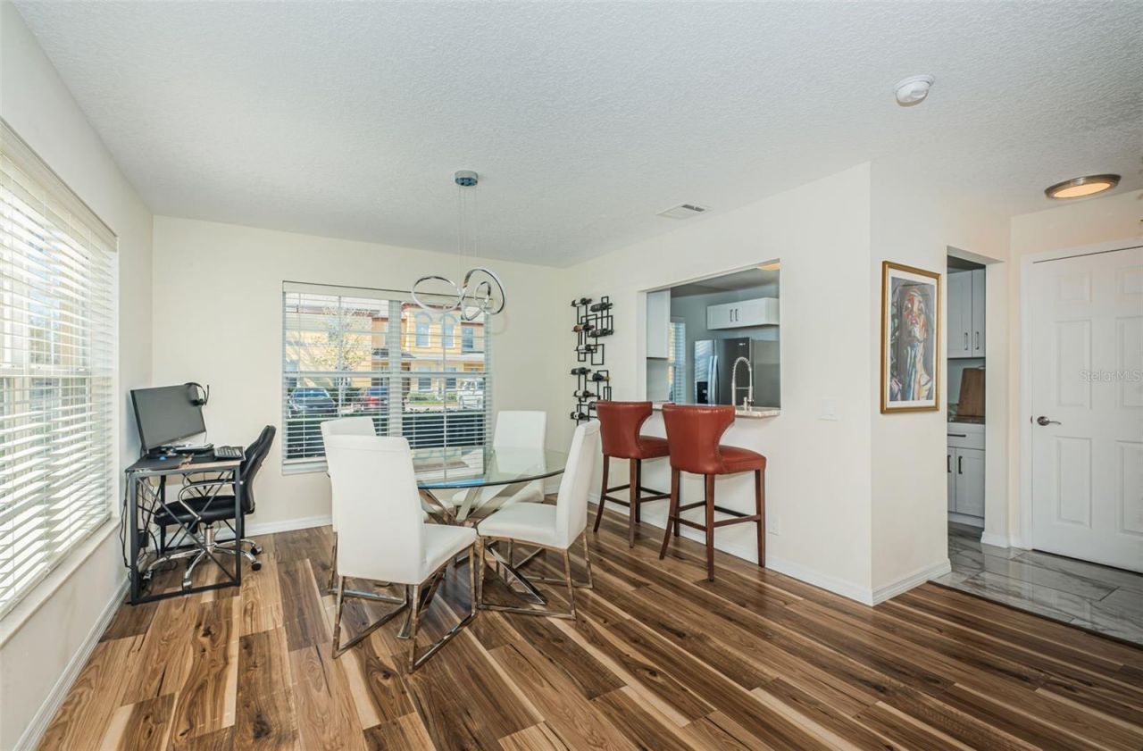 3876 Island Way, Saint Petersburg, FL 33705 Photo