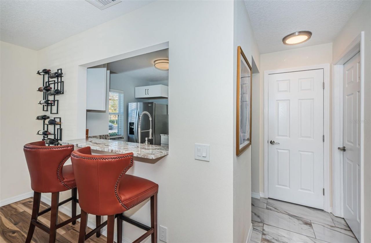 3876 Island Way, Saint Petersburg, FL 33705 Photo