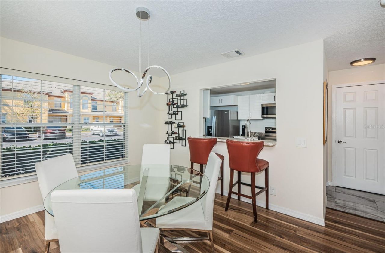3876 Island Way, Saint Petersburg, FL 33705 Photo