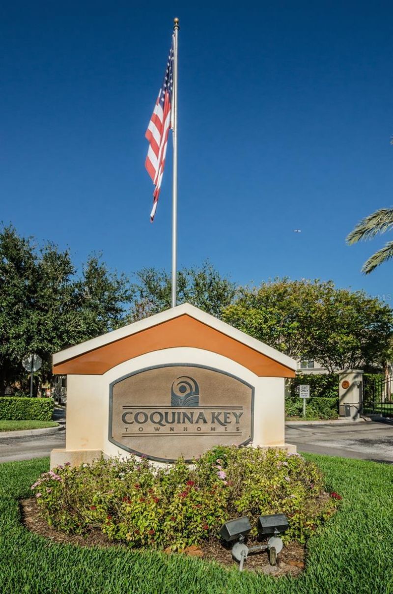 3876 Island Way, Saint Petersburg, FL 33705 Photo