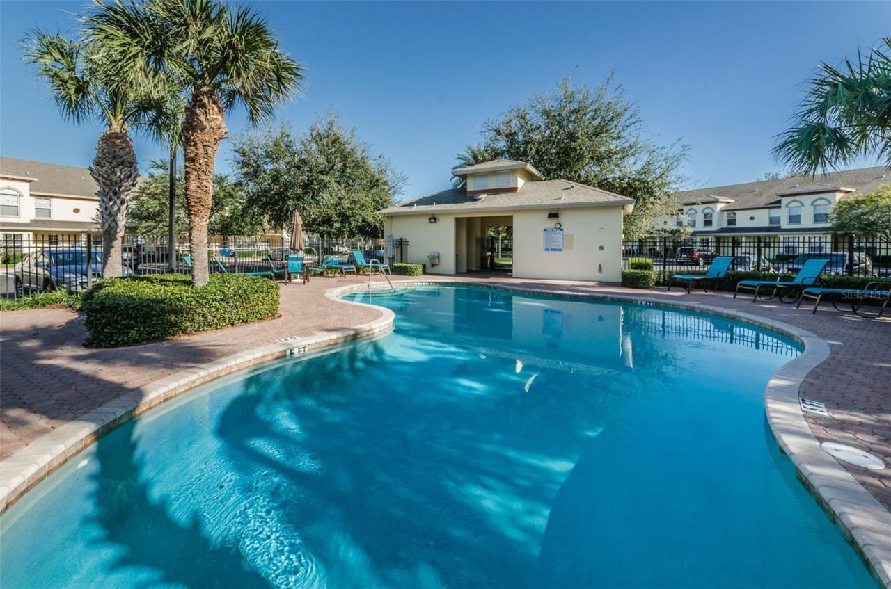 3876 Island Way, Saint Petersburg, FL 33705 Photo