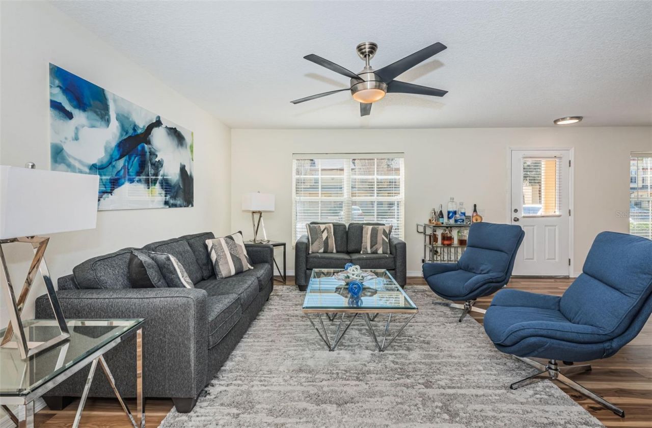 3876 Island Way, Saint Petersburg, FL 33705 Photo