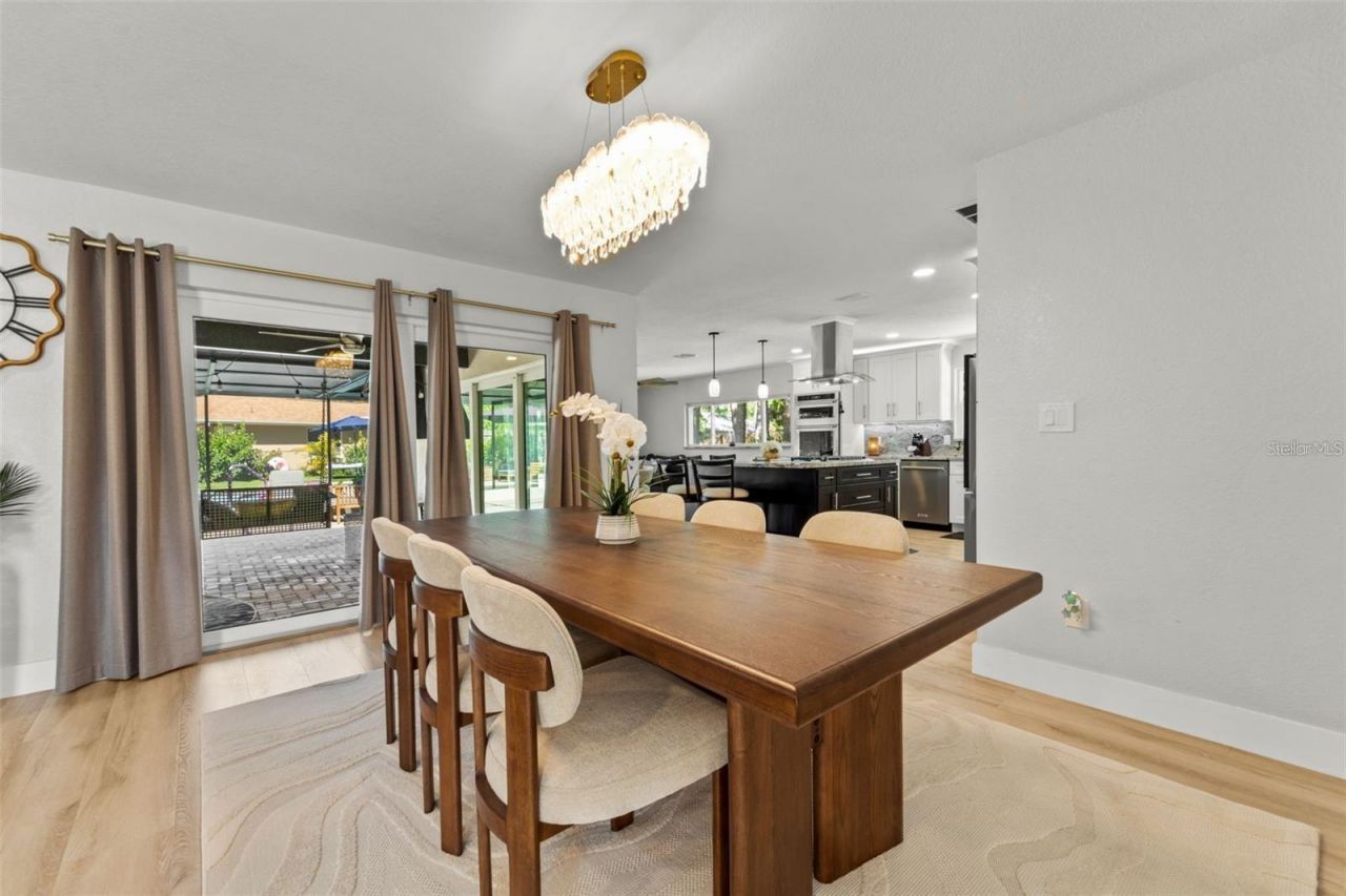 8648 14th Way N, Unit FL, Saint Petersburg, FL 33702 Photo