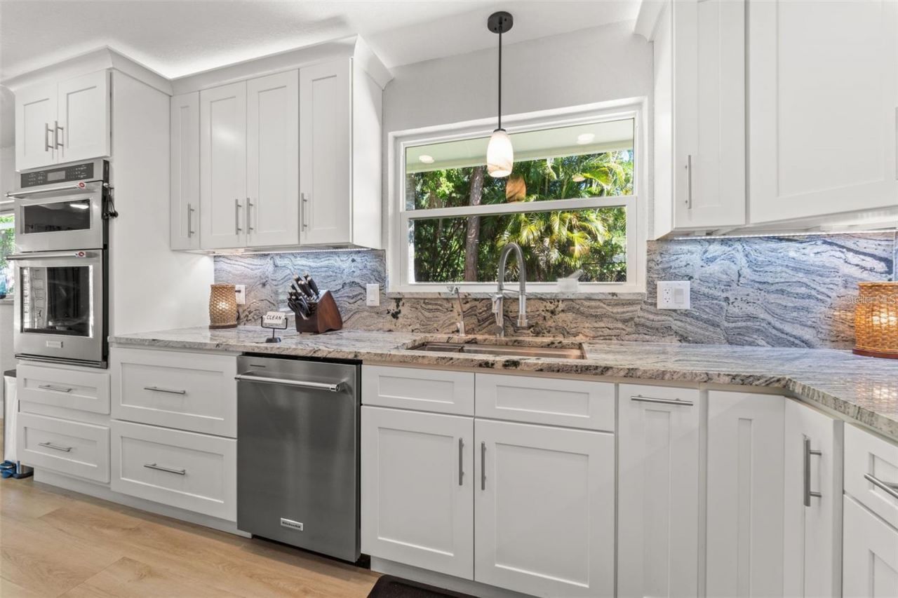 8648 14th Way N, Unit FL, Saint Petersburg, FL 33702 Photo