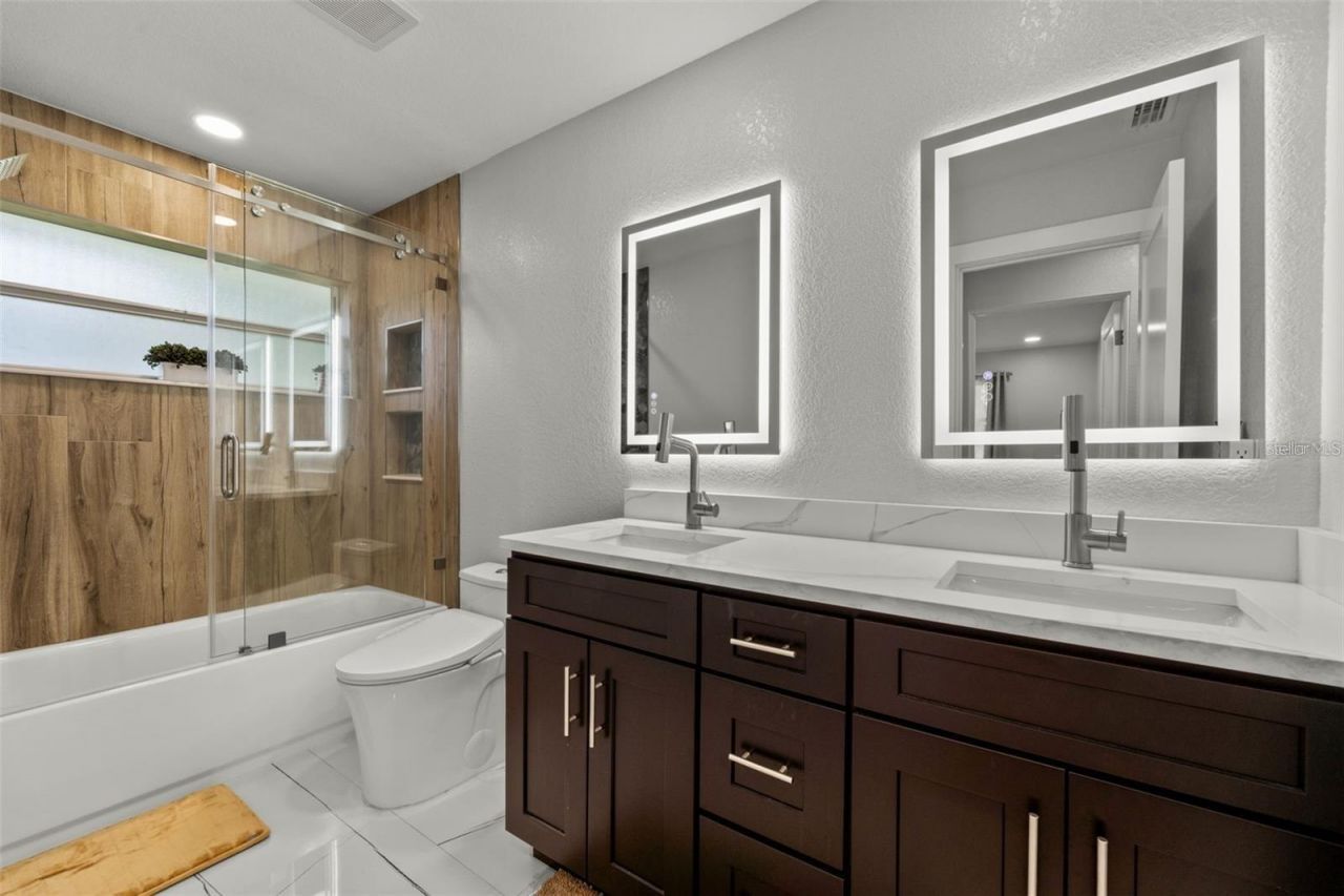 8648 14th Way N, Unit FL, Saint Petersburg, FL 33702 Photo