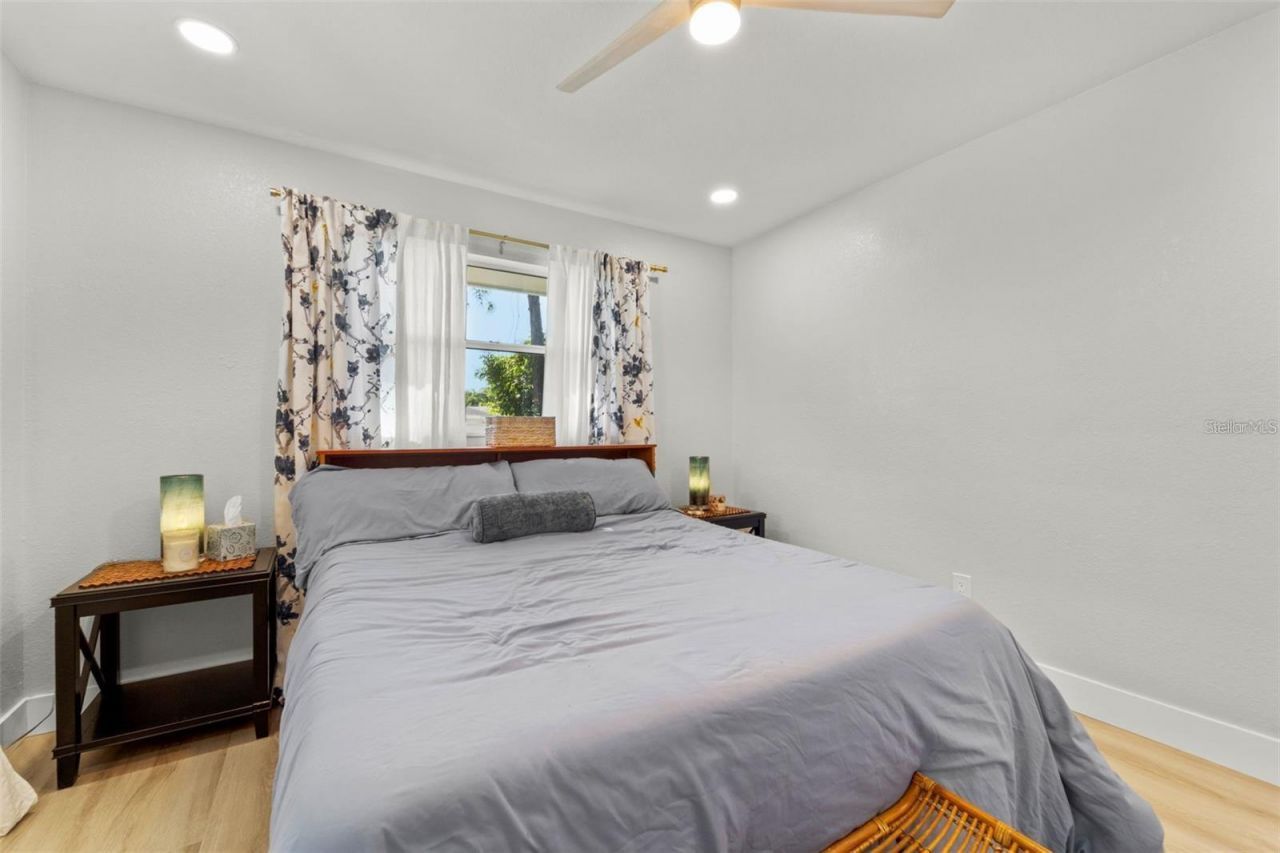 8648 14th Way N, Unit FL, Saint Petersburg, FL 33702 Photo