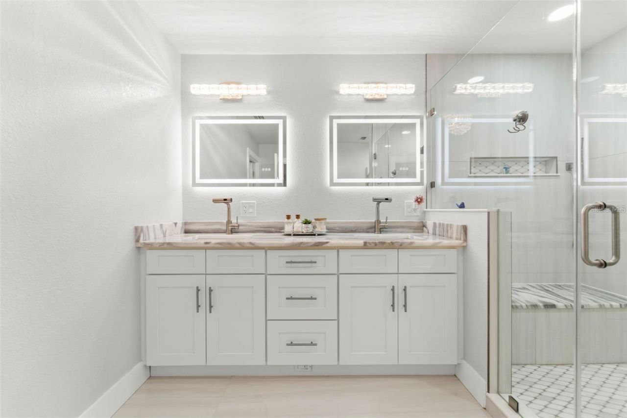 8648 14th Way N, Unit FL, Saint Petersburg, FL 33702 Photo