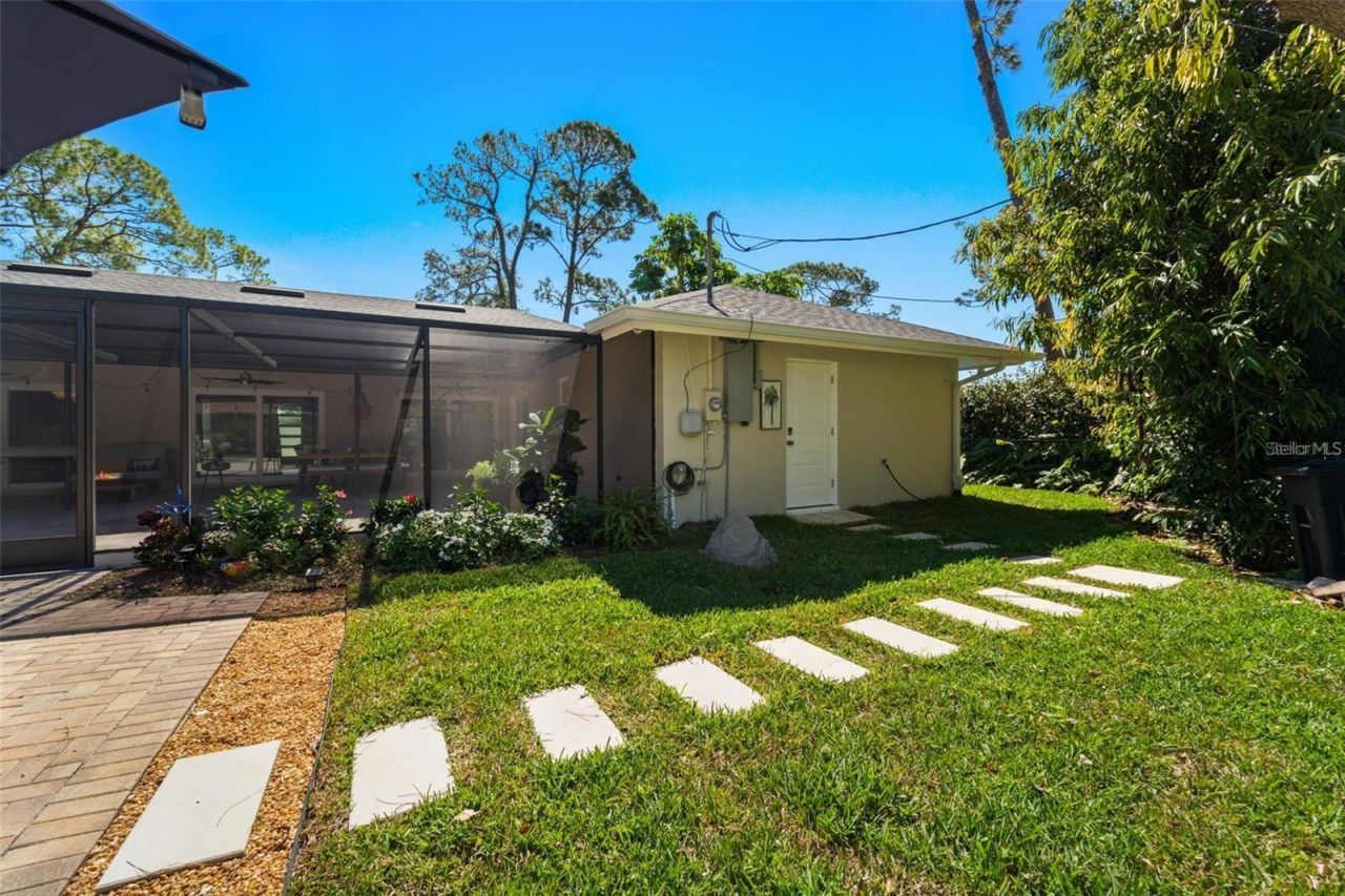 8648 14th Way N, Unit FL, Saint Petersburg, FL 33702 Photo