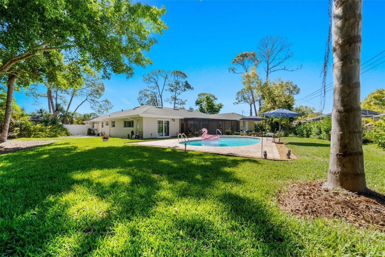 8648 14th Way N, Unit FL, Saint Petersburg, FL 33702 Photo