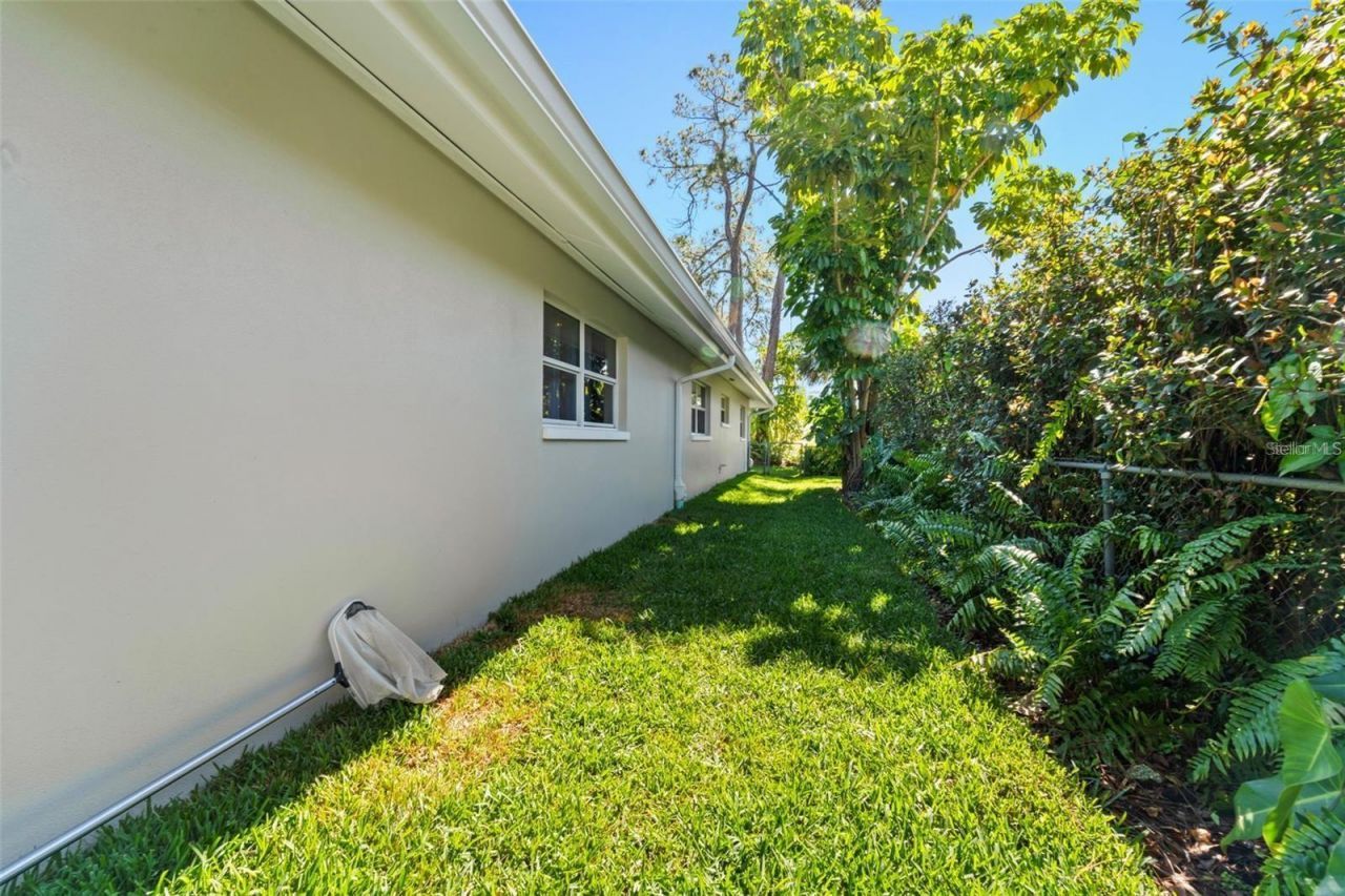 8648 14th Way N, Unit FL, Saint Petersburg, FL 33702 Photo