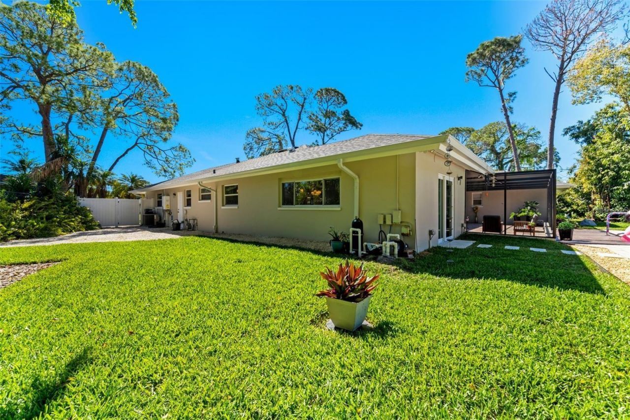 8648 14th Way N, Unit FL, Saint Petersburg, FL 33702 Photo