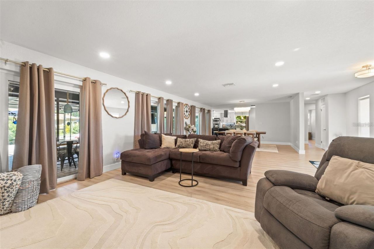 8648 14th Way N, Unit FL, Saint Petersburg, FL 33702 Photo