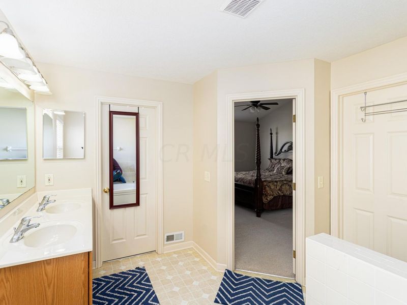 5830 Prospect Lane , Westerville, OH 43082 Photo 48