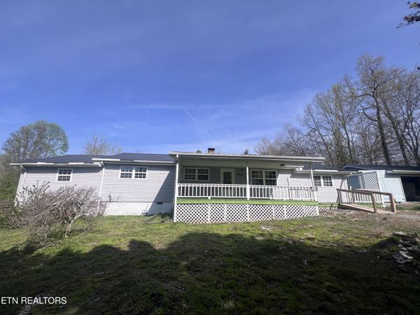 554 Mary Cromwell Rd, Jamestown, TN 38556