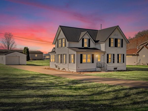 24073 Burrows ROAD, Independence, WI 54747