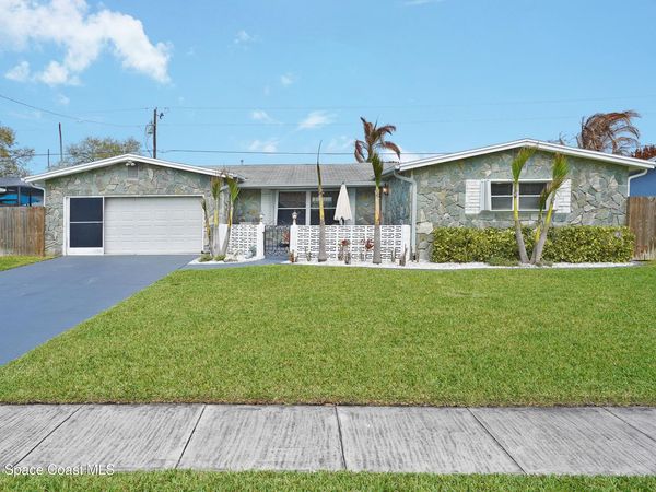 250 Viscount Avenue , Merritt Island, FL 32953