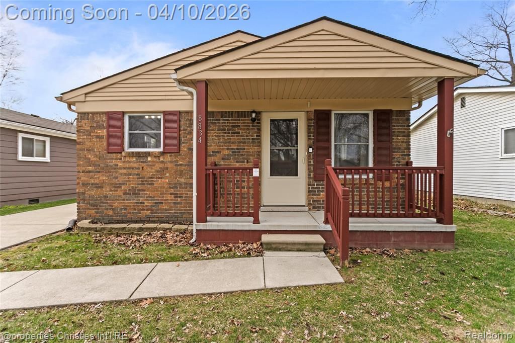 8834 Janis Street, Shelby Township, MI 48317 Main Photo