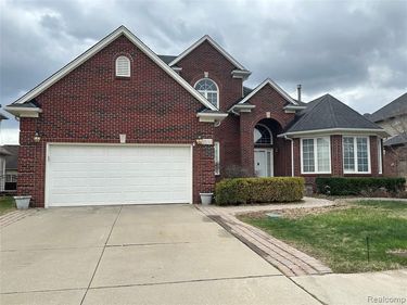 21642 Kendyl Court, Macomb Twp, MI 48044