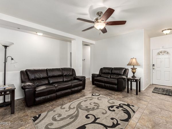 8517 E LINDNER Avenue, Mesa, AZ 85209