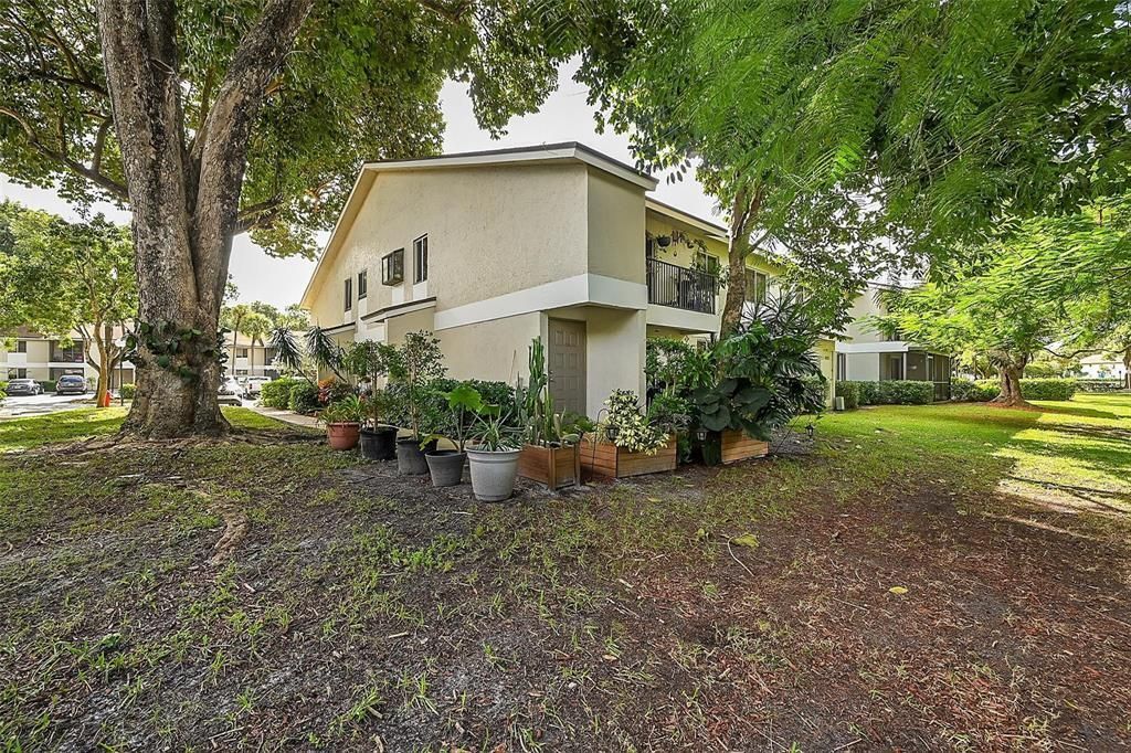 117 Gardens Drive, Unit 204, Pompano Beach, FL 33069 Photo