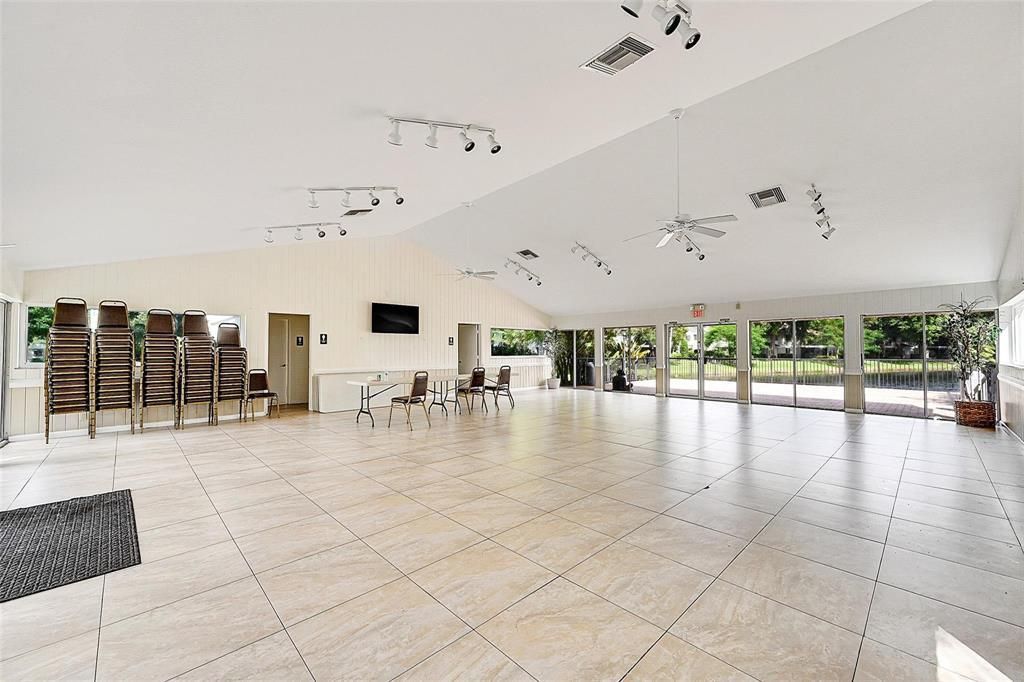 117 Gardens Drive, Unit 204, Pompano Beach, FL 33069 Photo