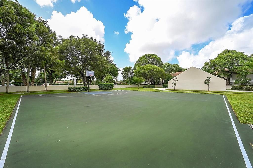 117 Gardens Drive, Unit 204, Pompano Beach, FL 33069 Photo