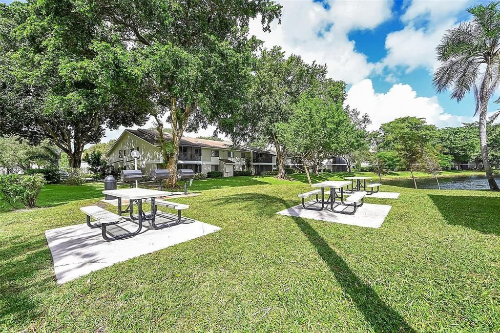 117 Gardens Drive, Unit 204, Pompano Beach, FL 33069 Photo