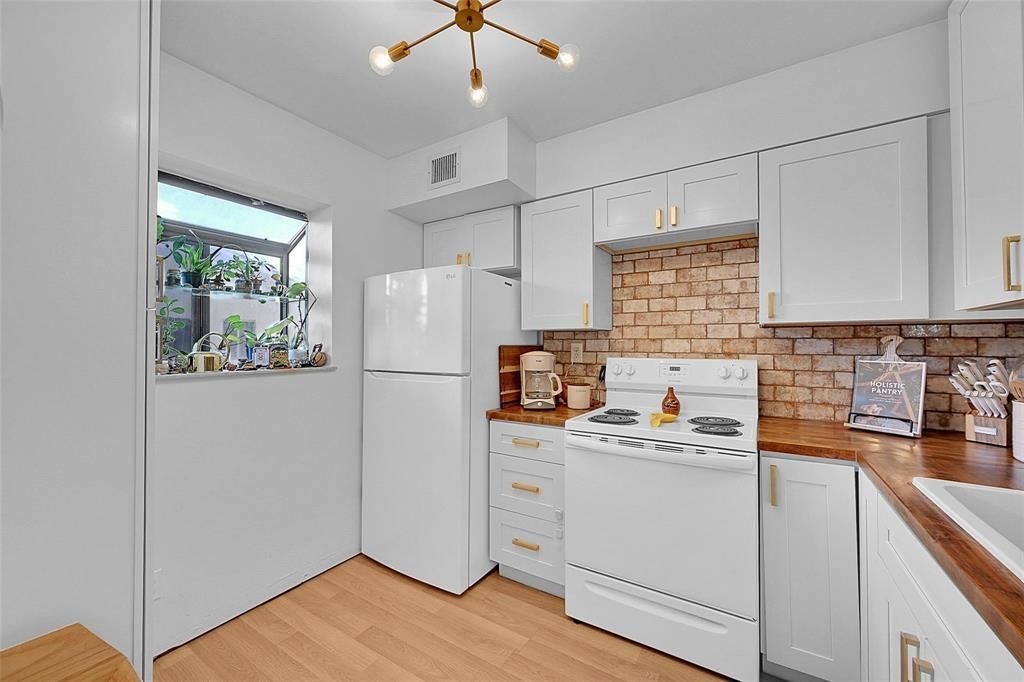 117 Gardens Drive, Unit 204, Pompano Beach, FL 33069 Photo